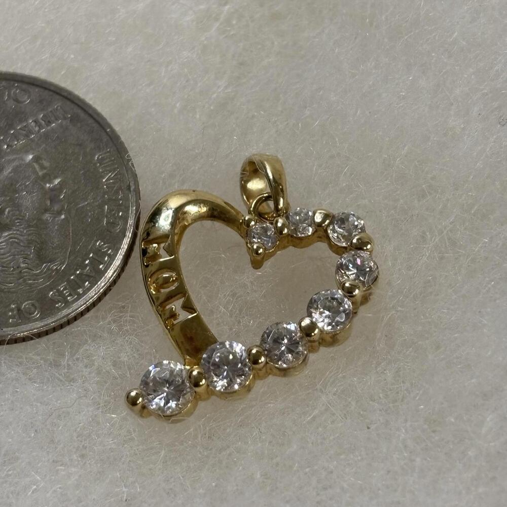 Sterling Mom heart pendant - Picture 5 of 5